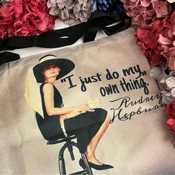 Eco-Friendly Audrey Hepburn Folding Tote Bag - Picture 7 of 15